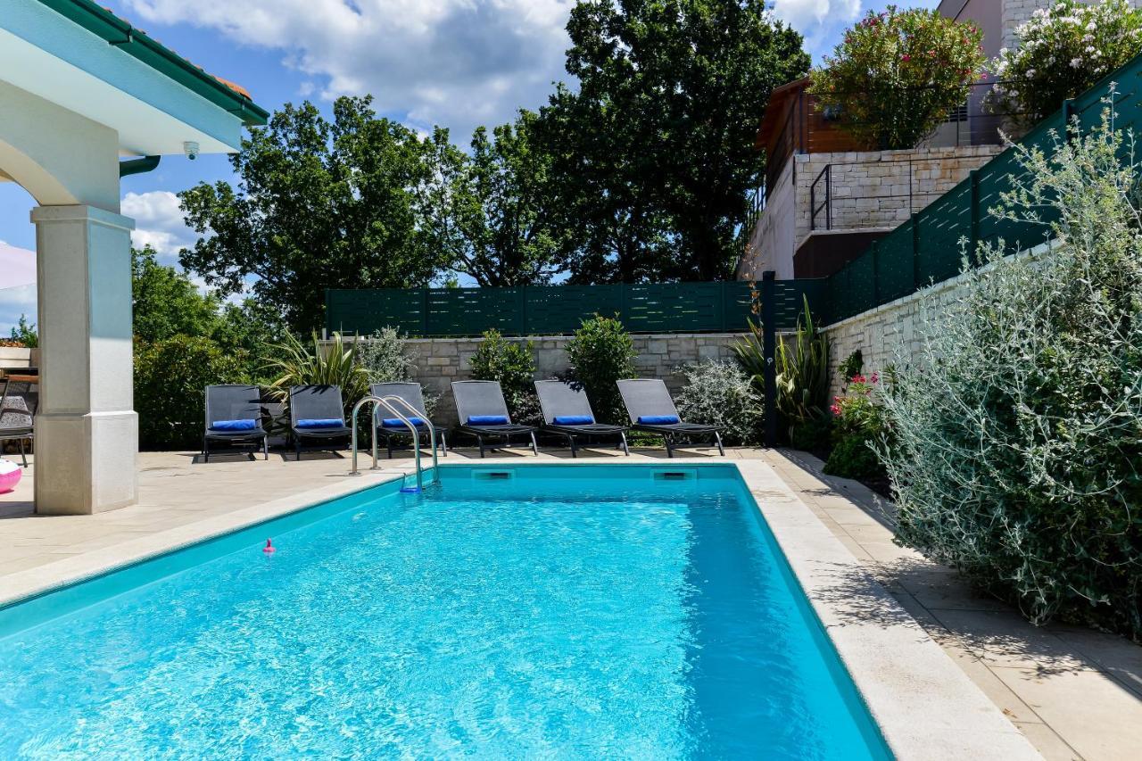 Villa Luciana Spa House, Буйе Экстерьер фото